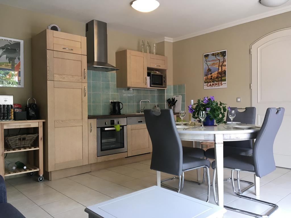 Appartement dans Residence – Le Domaine de Camiole Callian  Extérieur photo