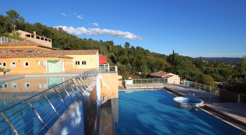 Appartement dans Residence – Le Domaine de Camiole Callian  Extérieur photo