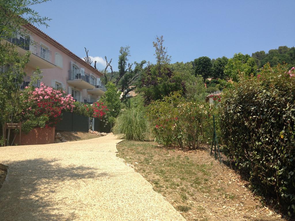 Appartement dans Residence – Le Domaine de Camiole Callian  Extérieur photo